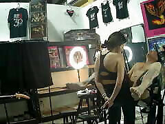 strap on stories-glory hole warmup, a potem jest przywiązany, aż wybuchnie sperma. 11 pov&039;s 4k. rizin&039; studio