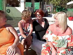 Foursome teen sex kompilace Party of Only Mature and Really Horny Ladies