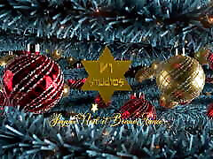 A Jewish Girls Christmas Gift - Amelie Rachel Moreau