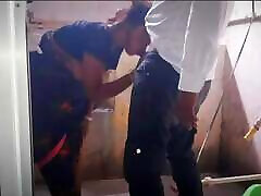 Pooja Bhabhi Coming Bathroom Hard Blowjob Fucking