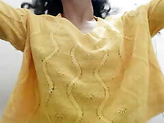 Desi Village Housewife,s Pussy Cum Discharge