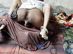 Hot beautiful desi gaon ki bhabhi aur nadan devar full romantic sex