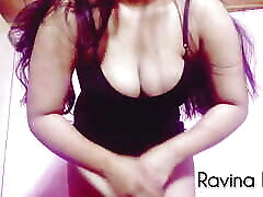 Ravina Dixit horny bhabhi live show