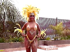 busty carnival en espaolxx dancer needs anal