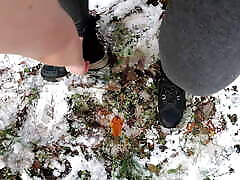 Completely naked in the snow - beating her vagina