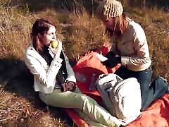Kara Price and tube porn wiener studentin Rose are hot lesbians who use sex toys