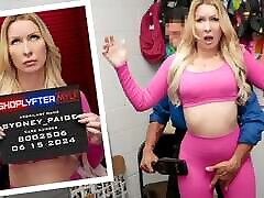 Desperate And Broke Yoga Teacher Tries To Shoplift From The hindi audio viedo Store - Shoplyfter MYLF