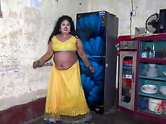 Deshi Girl Hot Room Dance