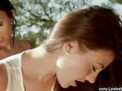 kissing and scissoring sg maaly lust