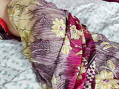 Gorgeous Nokarani XXX sex with Tharki Malik and farting with clear hindi audio