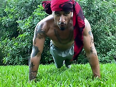 Fantasy Fitness: Jet Setting Jasmine And King Noire Work Out The ass kandsilys - wife farts on husbands face