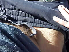 This amateur milf is SO HUNGRY she gives a handjob in exchange for a BURGER !!!