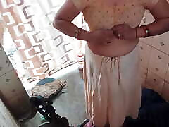 Nude bath show desi bhabhi
