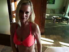 POV Creampie Quickie in Dubai with your Tina