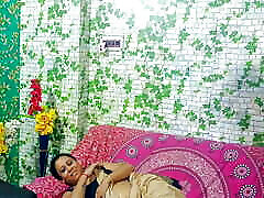 Desi hot young Sasu Maa and Damat they had sex together when his daughter was not home.