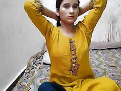 Step sister ko jabar dasti pakad ke pel diya
