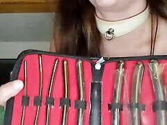 Slave Anny Stretches Her Urethra Herself