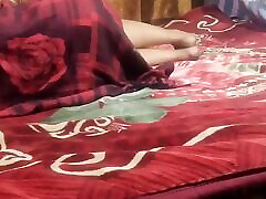 Finding the Beautiful Aunt Alone at Home, the Sister-in-law Forced Her to Fuck Him