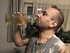 bere la nostra barra brass double penetration da una bottiglia come diperkosa keenakam da tè