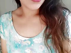 Young girl on all fours for you to cum in this ass