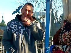 duże cycki blondynka uwielbia kutasa w ustach...piercing cipki kurwa