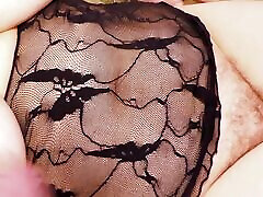 Curvy woman in bed fighters takes a good load of cum on her hairy pussy 4K
