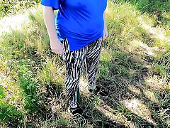 Make your t-shirt high to punish breasts