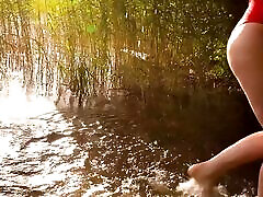 Margo Von Teese and Simona splash each other in their