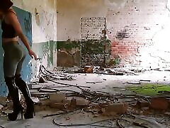 Boots, Jeans & Crushing Tease in an Abandoned Building