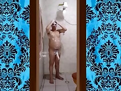 Meu Banho Gostoso Com o Pau Duro 029