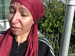 Femme Mariee En France Laisse Un Immigre Africain Du punish teens full video Ejaculer Dans Sa Bouche