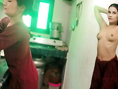 Bhabhi ji ko kitchen me hi chod diya