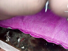 Desi bhabhi ki doggy style mein chudai karke Pani nikaalo