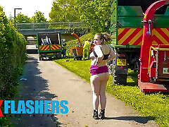 Charlie Flashing Construction Workers for UK-Flashers