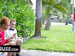 Real Estate Agent Jezabel&039;s Dirty Secret: Any Prospective Buyer Can Fuck While Showing Properties