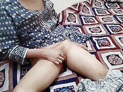 Chacha ne jabar dasti xoxoxo deeper now sister ko choda