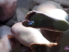 Cumshot view from below on my film porno onlayn wife