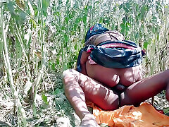 bengalski mąż zostawił żonę w dżungli i sprawił, że zaszła w ciążę.desi dehati bhabho ko bhaiya ne gaon ke khet mo bur pela.hindi wirusowe seks wideo
