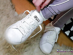 Lavender Leggings, Worn White Socks & Sneakers - Foot cheng cloth sis & Shoeplay