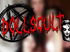 Femdom threesome with foot worship and facesitting - DOLLSCULT