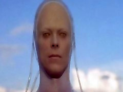 Candy Clark in The Man Who Fell to Earth