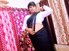 Black saree beautiful sexy housewife unfortunately fucking husband&039;s father Telugu cecil se talks.