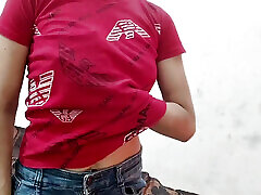 carino desi ragazza ko gaao se utha kar hotel me jabar dasti pela