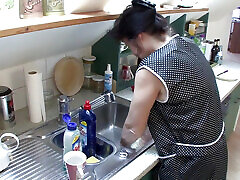 Sexy housewives take cock deep in pussy - 4