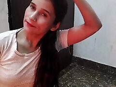 Chachi ko wife samjh kar step sister ko nanga kar ke pel diya