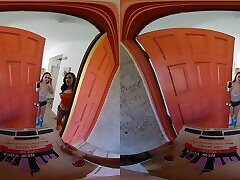 Orgy with Pizza indiyn girlsh Guy