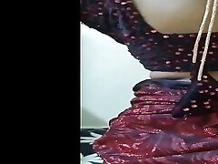 Aunty in saree and cum out in her navel