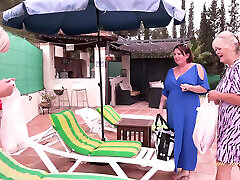 AuntJudysXXX - Busty xxx videov Lesbian MILFs Melody, Randy, and Jojo Get Naughty by the Pool
