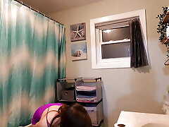 Stepdaughter Gets FUCKED by CREEPY Stepdad - SO MUCH CUM