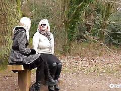 Passionate Mature Lesbian Licks Sexy nights touching fil Pussy